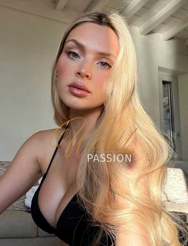 Escort agency offers, slim escort Paris, Paris model escorts, escorts in Paris, Paris high class escort, Paris premium escorts, brunette escorts Paris, deluxe escorts Paris, Upscale Paris escorts, Paris elite companions